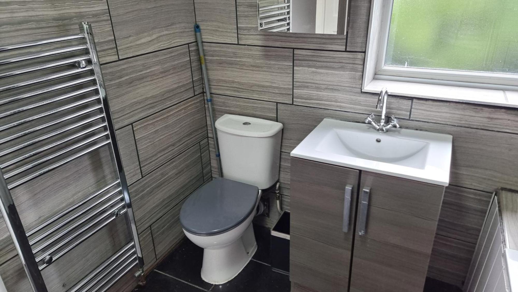 Victoria Avenue East 3 Bedroom House Holiday home