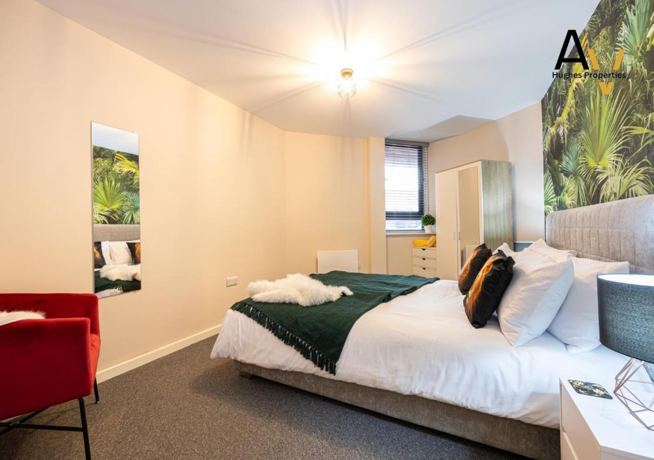 Apartment Cosy One-Bedroom Apartment - Salford, Perfect For Professionals & Couples By Av Hughes Properties *