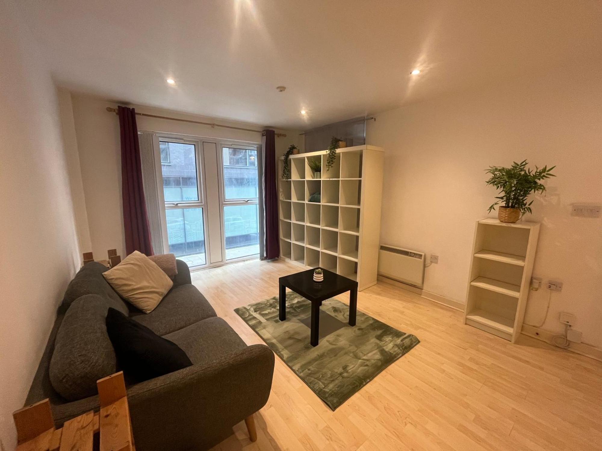 Cosy In Centre Apartment