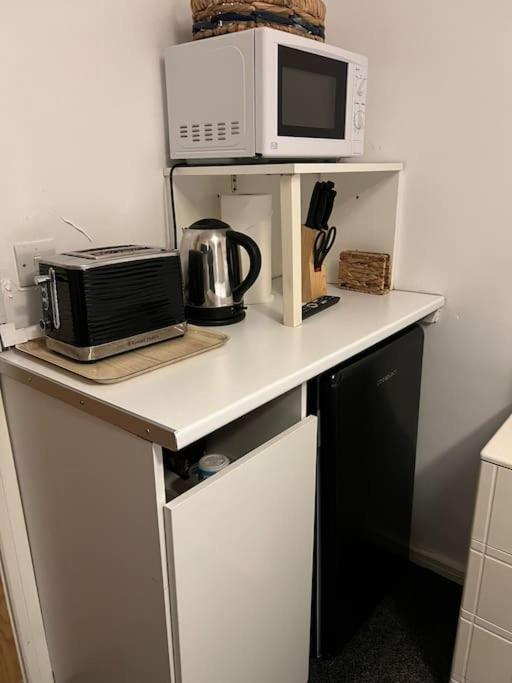 Apartment 1 Bed Studio, Sleeps 2, Close To Centre Manchester