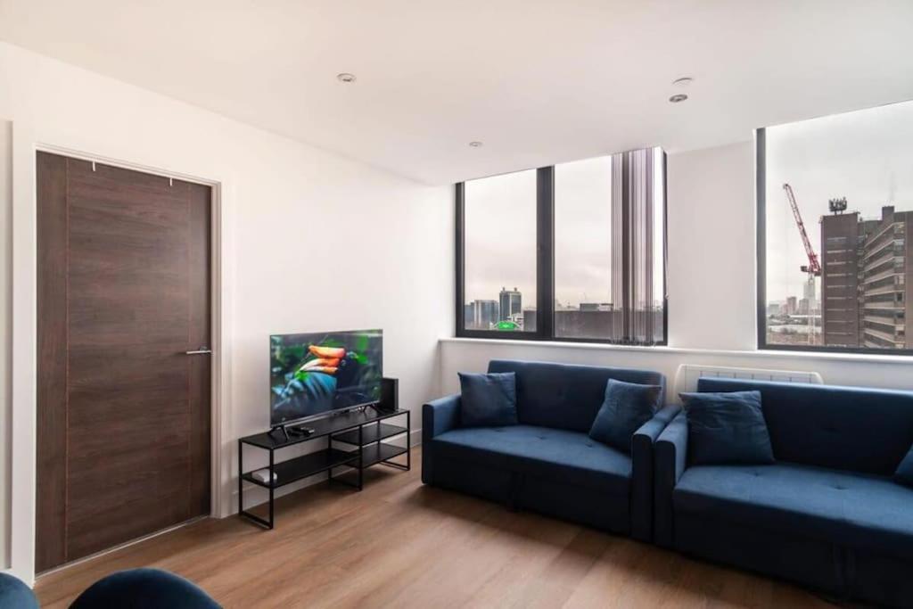 Snug 1br Apt, 4ktv-free Parking Apartment