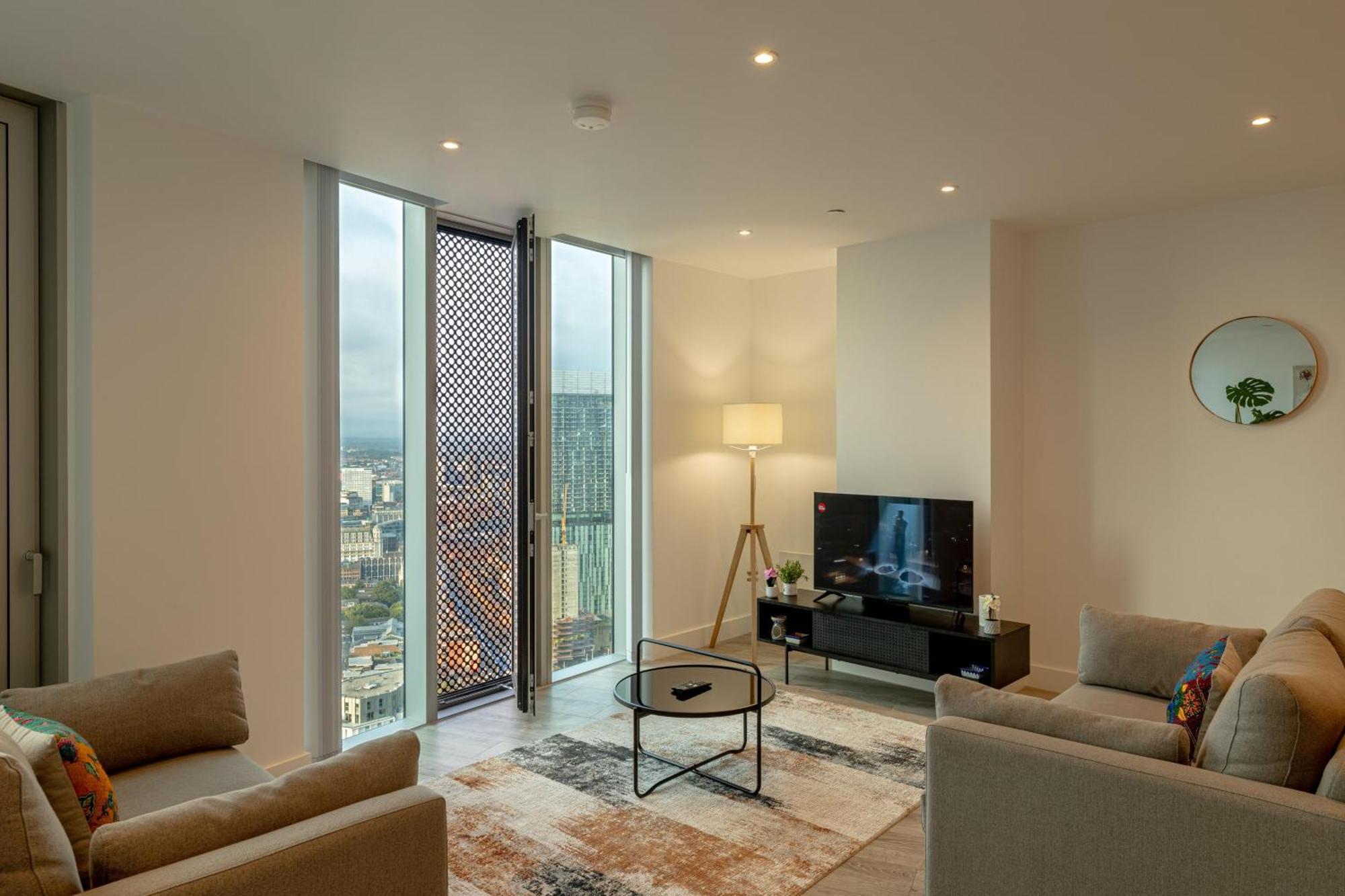 Apartment Ahg Luxury Tower Suite - Stunning City Views At Central Manchester