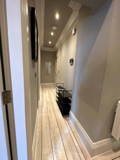 Stunning 2-bedroom In Centre Apartment