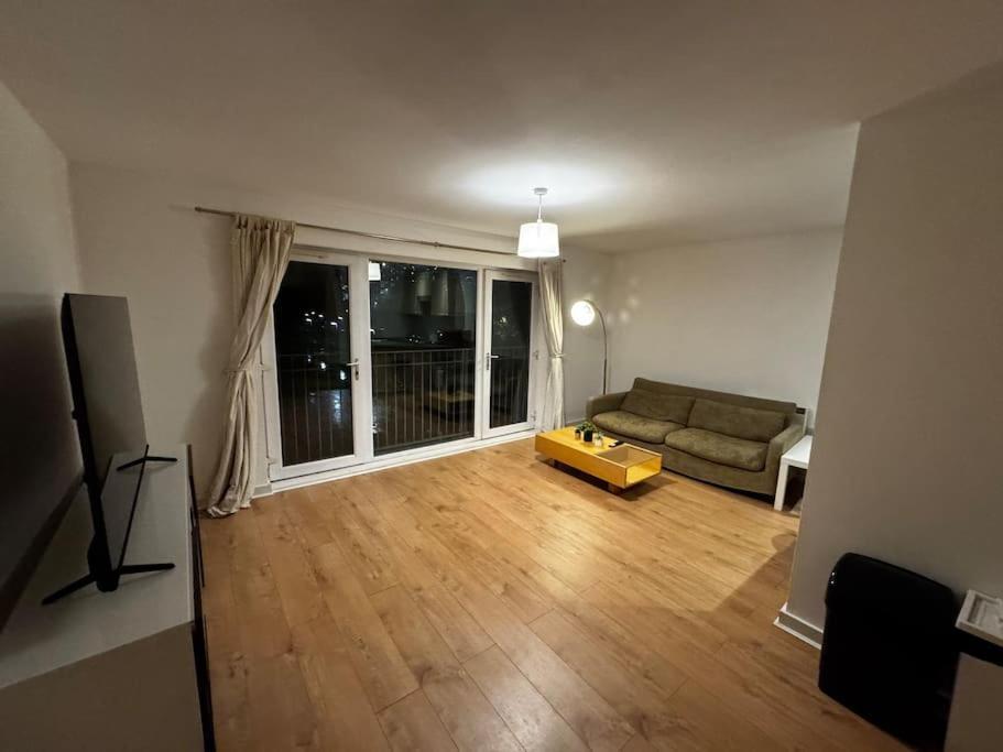 Apartment Luxury 2br Flat Near Town Manchester