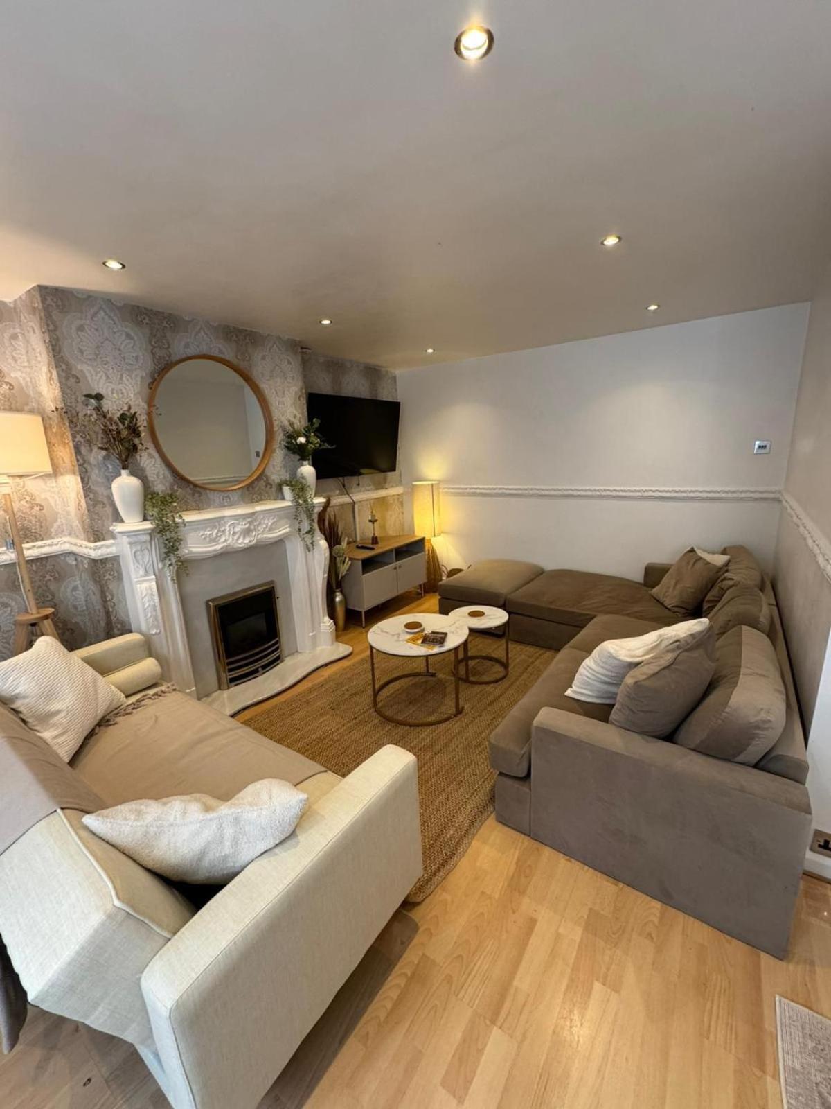Holiday home Three Bedroom House In Manchester