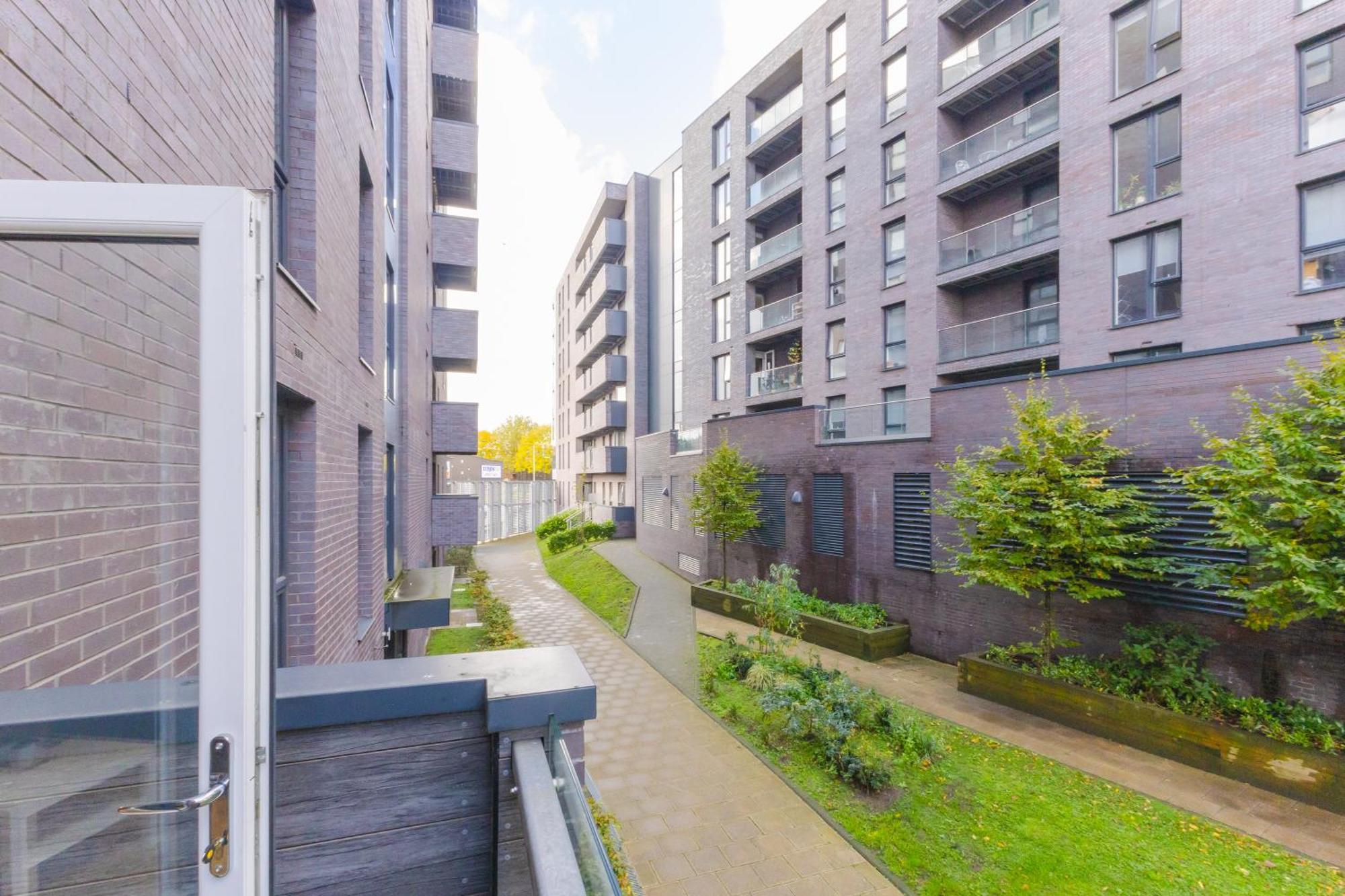 Apartment Warm 2 Bedroom 15 Min Walk To Etihad Stadium And Center Manchester
