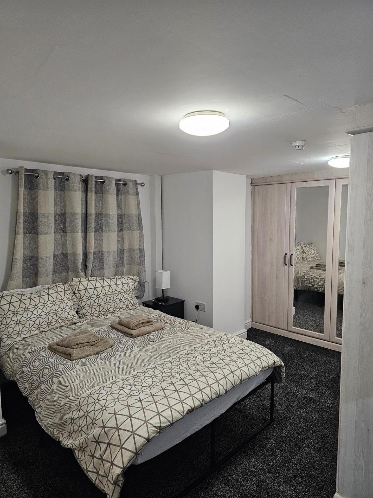 Basement Near City Centre