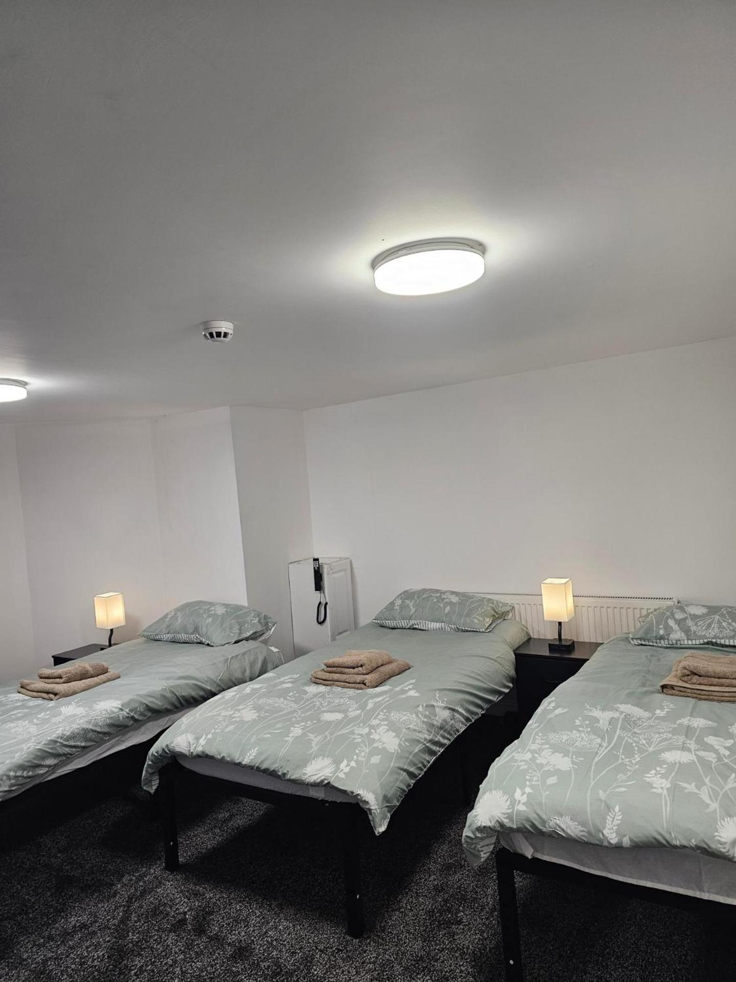 Apartment Basement Near City Centre *