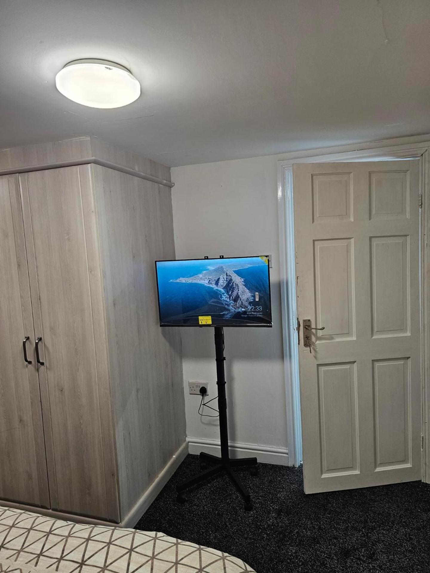 Basement Near City Centre