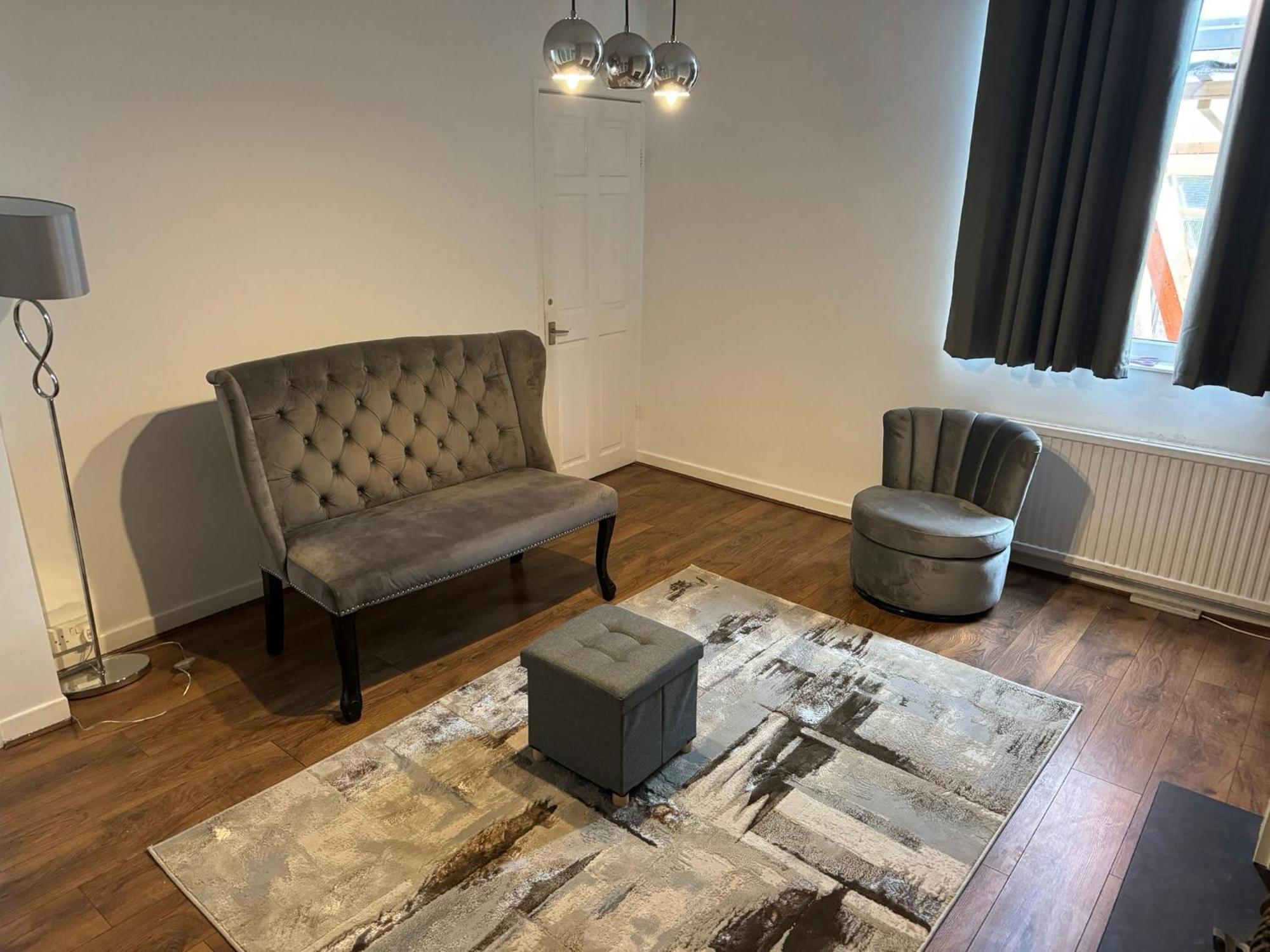 Guest house Poshval Manchester