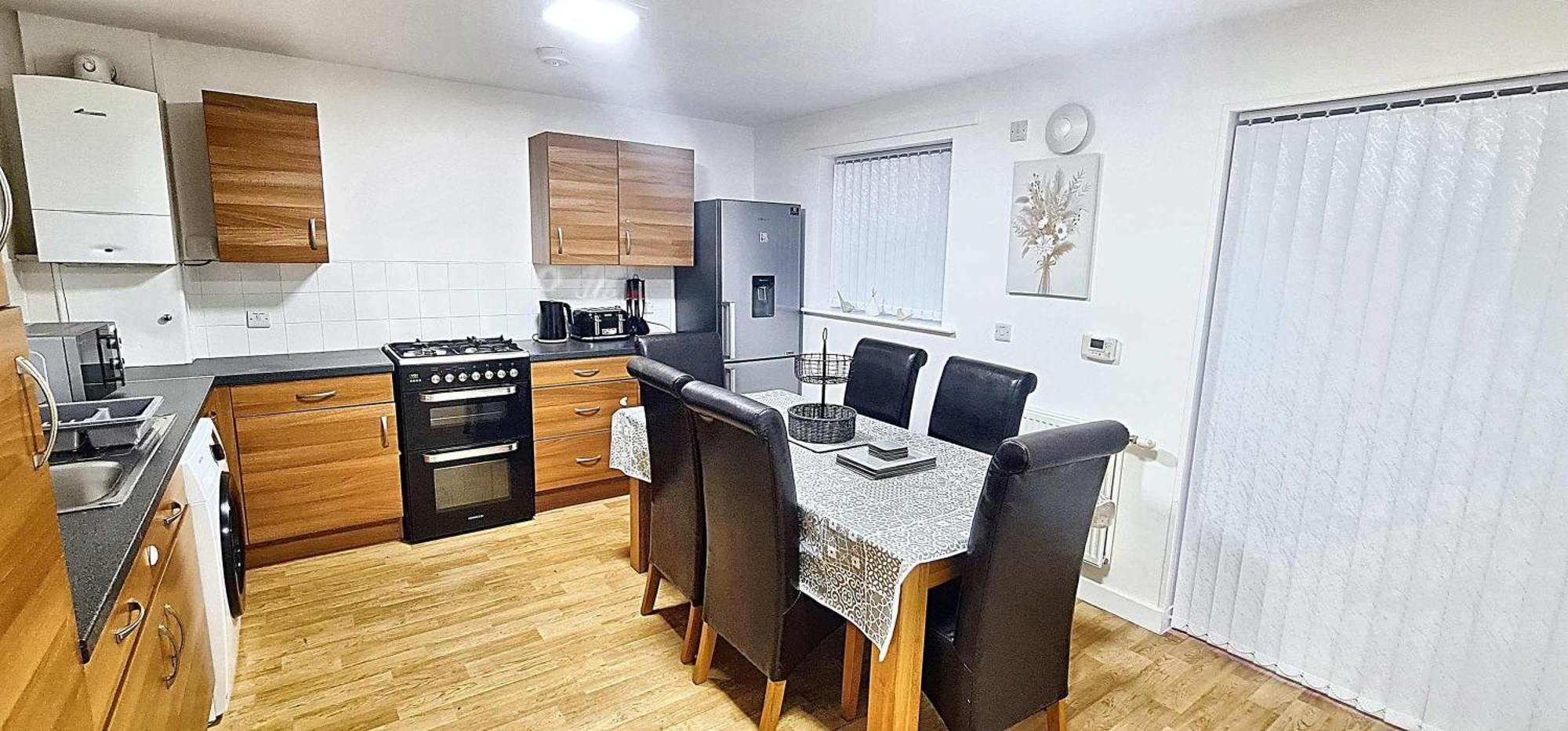 Rest&recharge At A Quiet House Close To Centre - Free Parking Holiday home Manchester