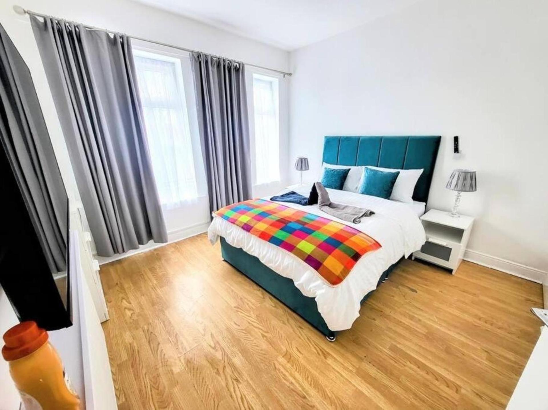 Holiday home Spacious 2-Bed Near Etihad-Games Room-Free Parking *