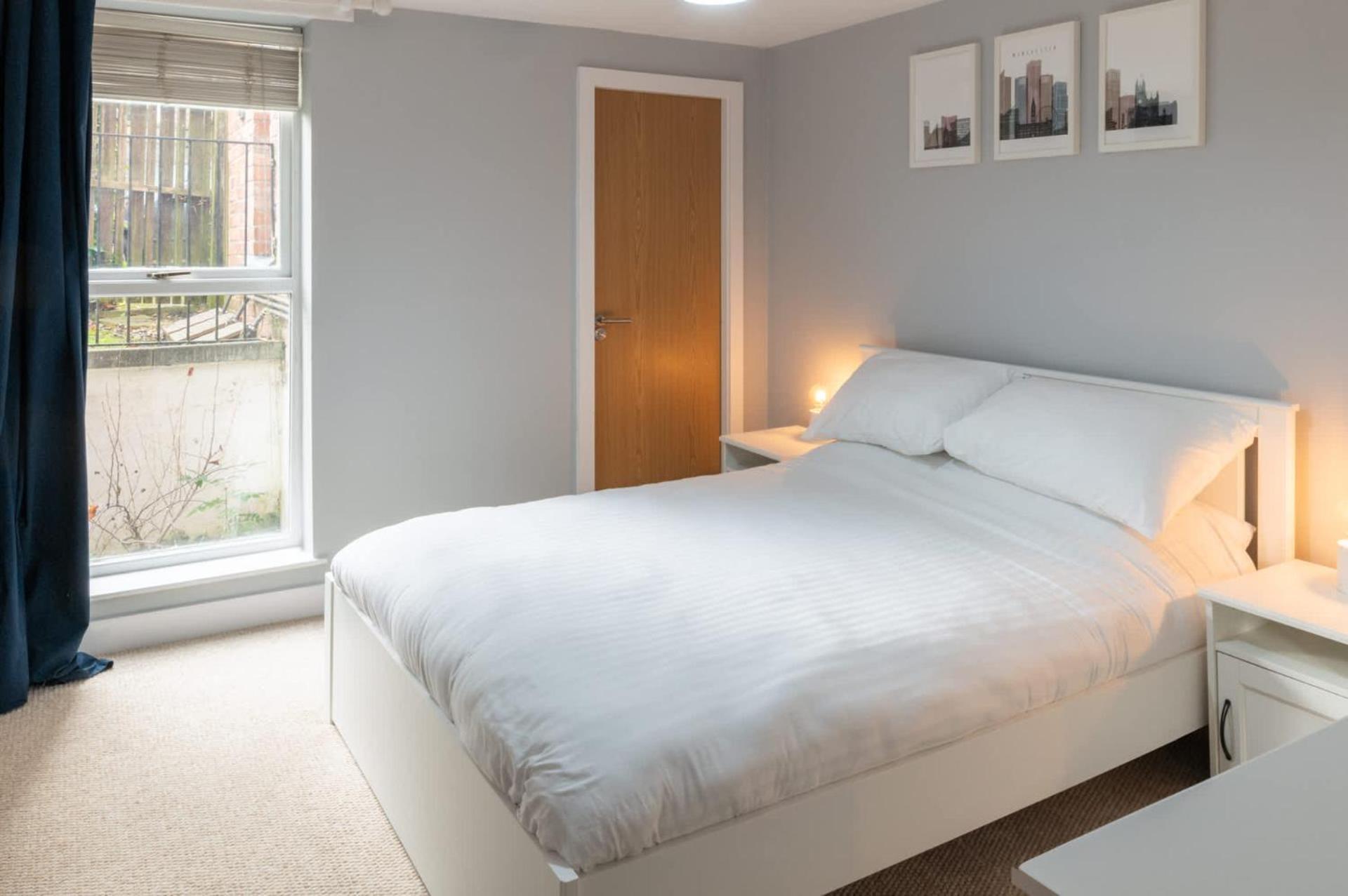 Apartment Host & - Burton Road