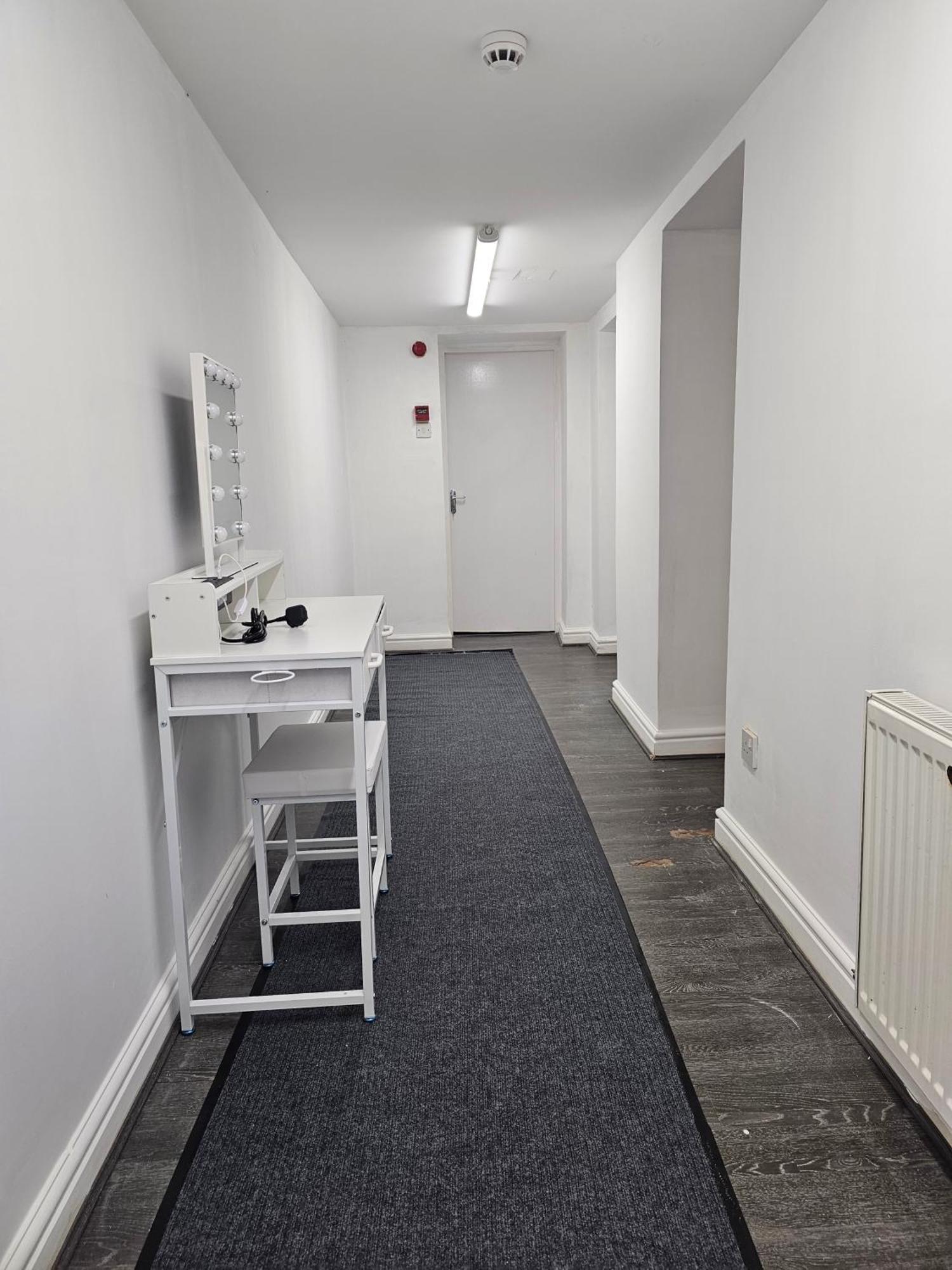 Apartment Basement Near City Centre