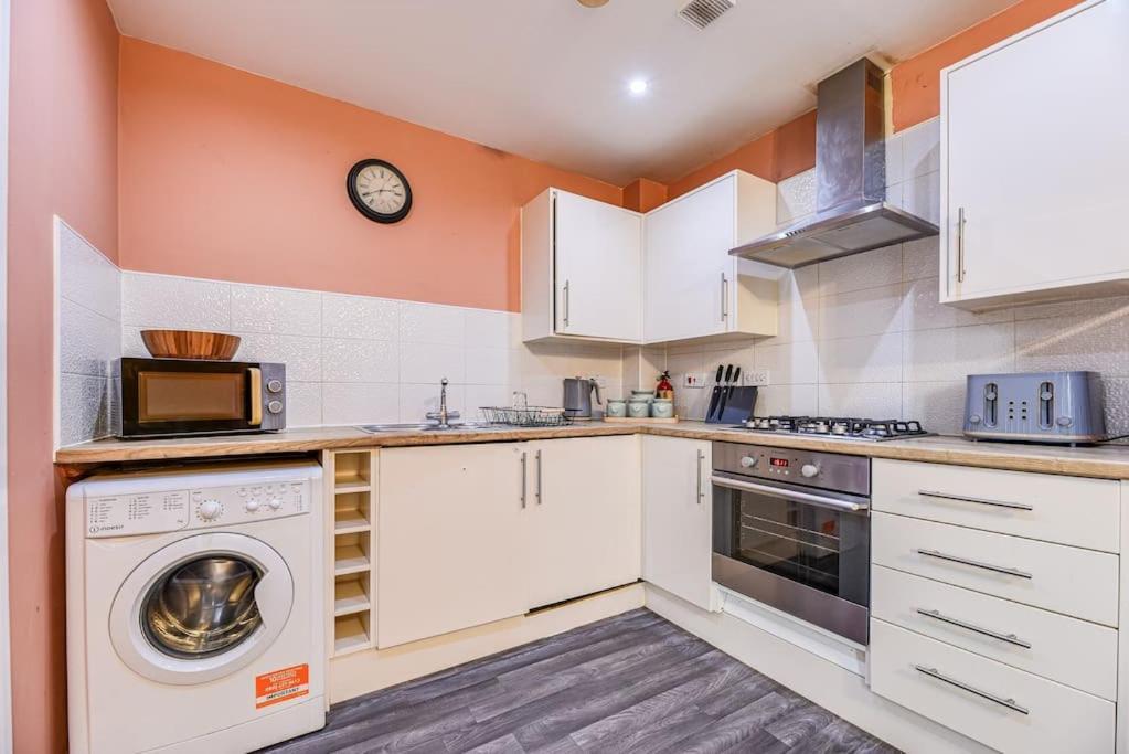 Etihad Campus-contractor Holiday home