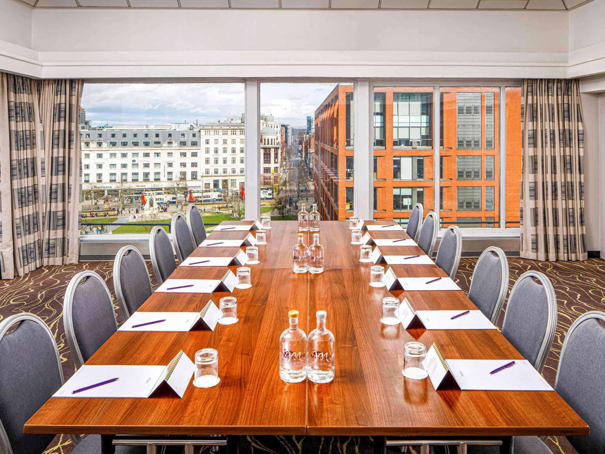 Mercure Piccadilly Hotel