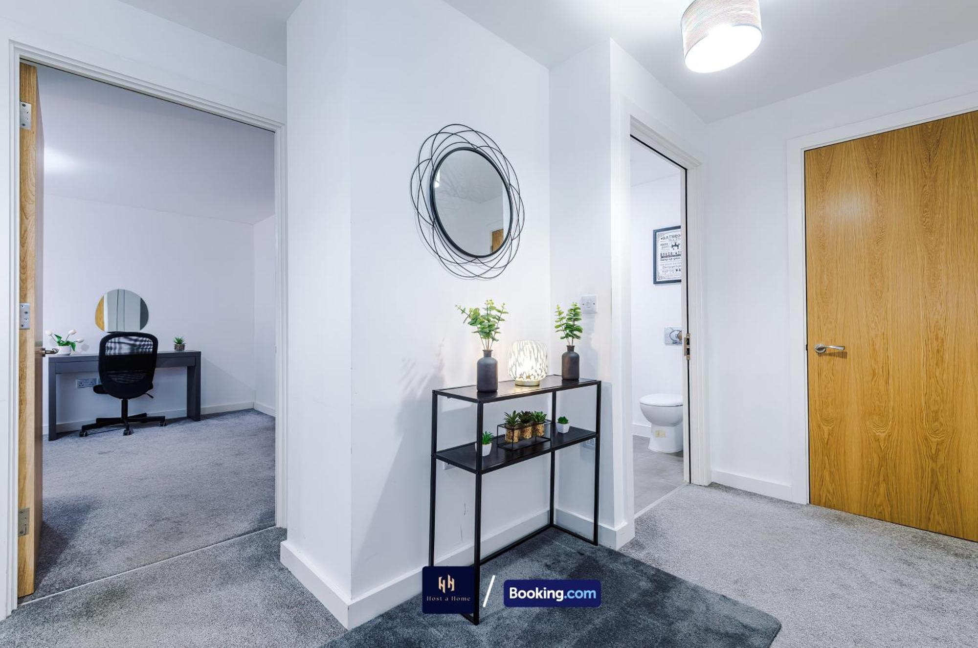 2 Extra Large Bedroom By Host A Short Lets & Serviced With Free Wifi