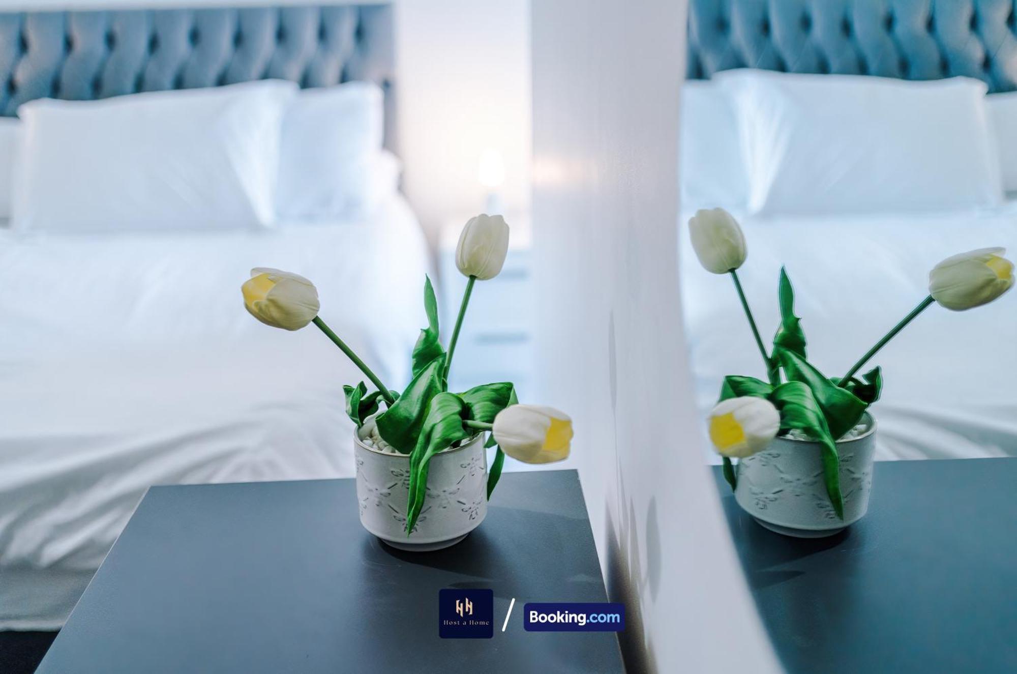 2 Extra Large Bedroom By Host A Short Lets & Serviced With Free Wifi *