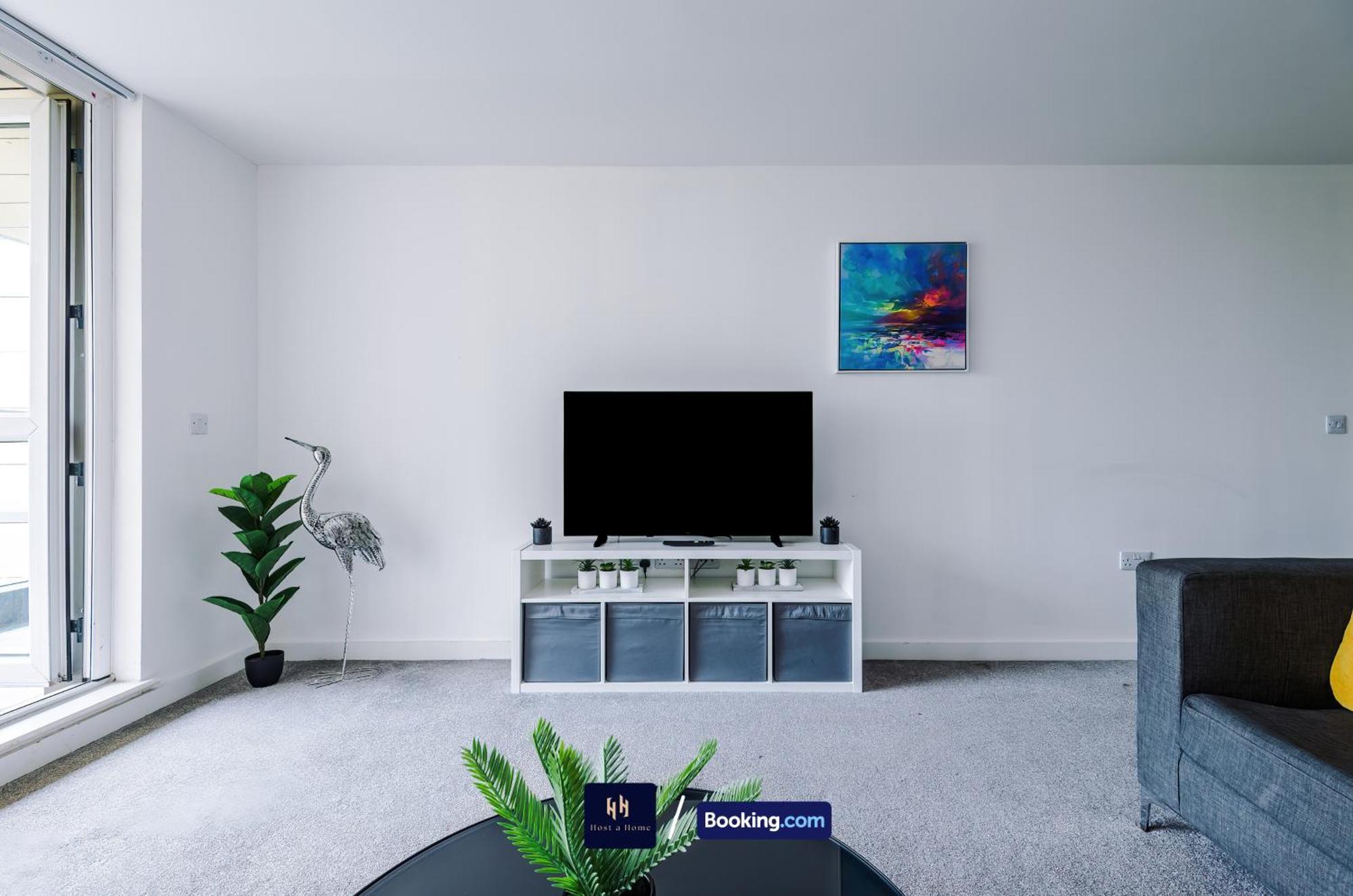 Apartment 2 Extra Large Bedroom By Host A Short Lets & Serviced With Free Wifi