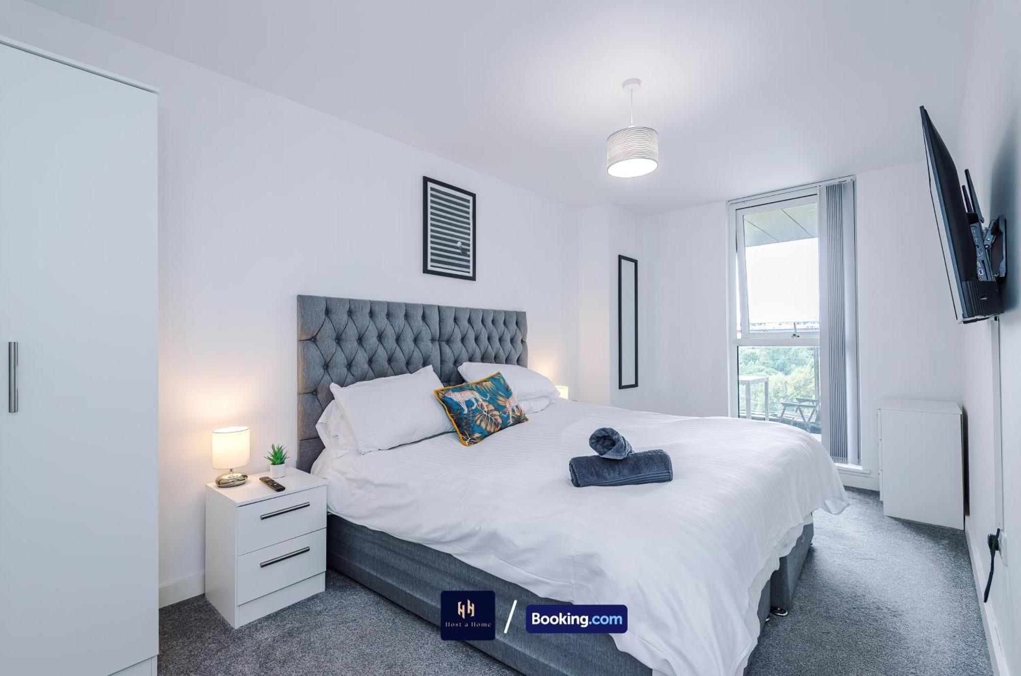 2 Extra Large Bedroom By Host A Short Lets & Serviced With Free Wifi Manchester
