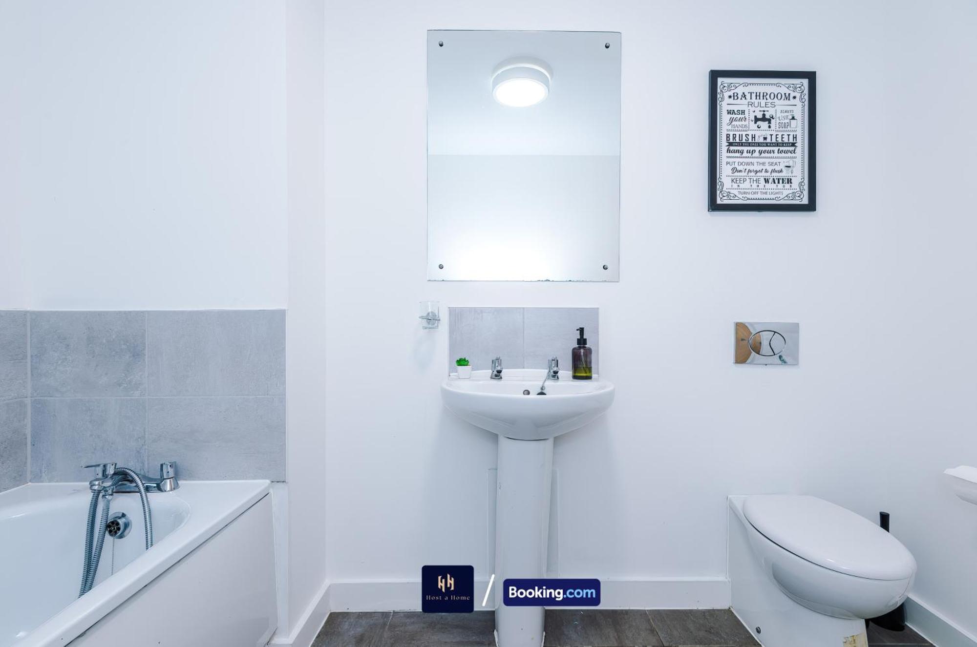 Apartment 2 Extra Large Bedroom By Host A Short Lets & Serviced With Free Wifi