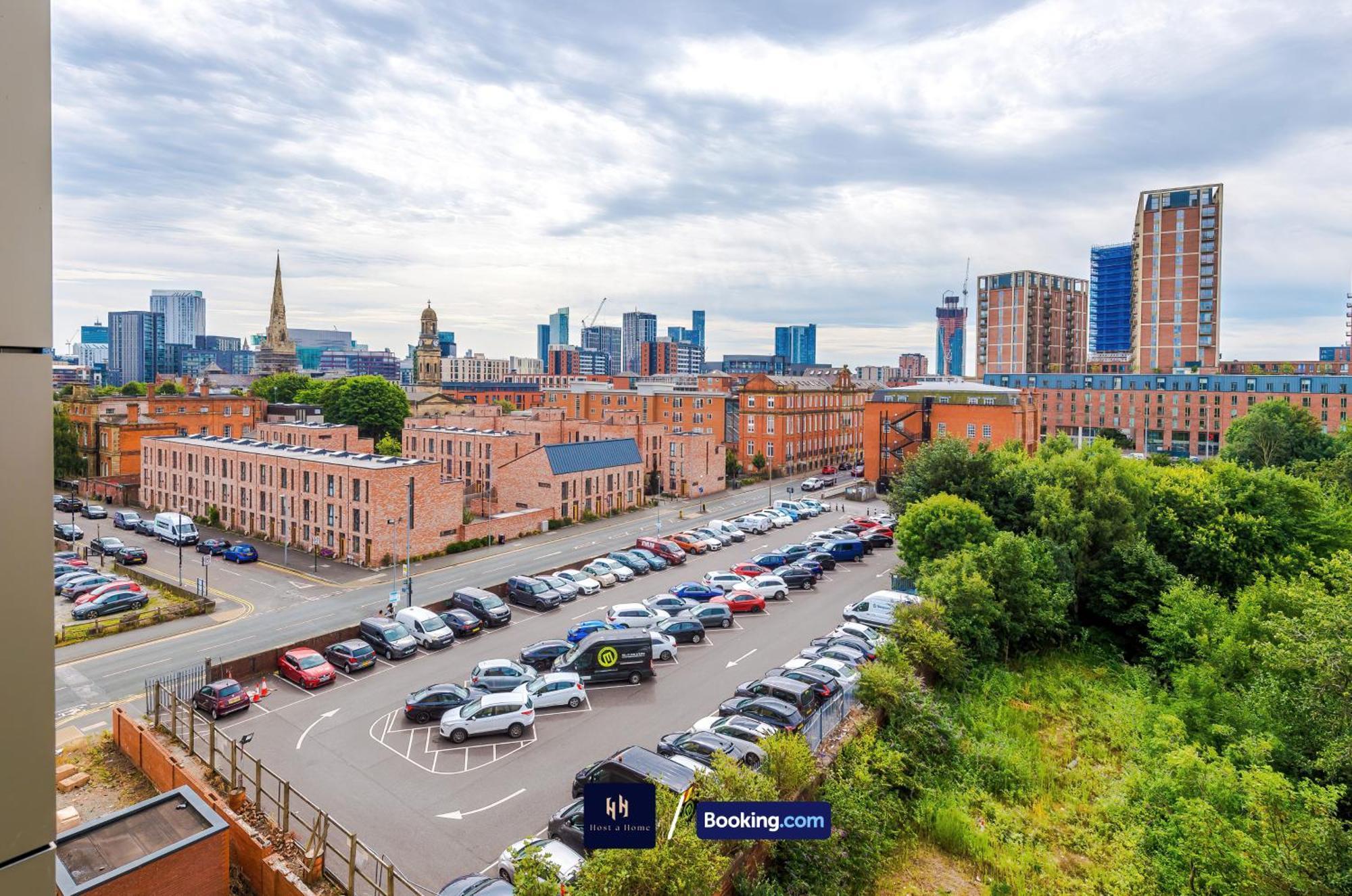 Modern 1 Bed With Balcony By Host A * Manchester
