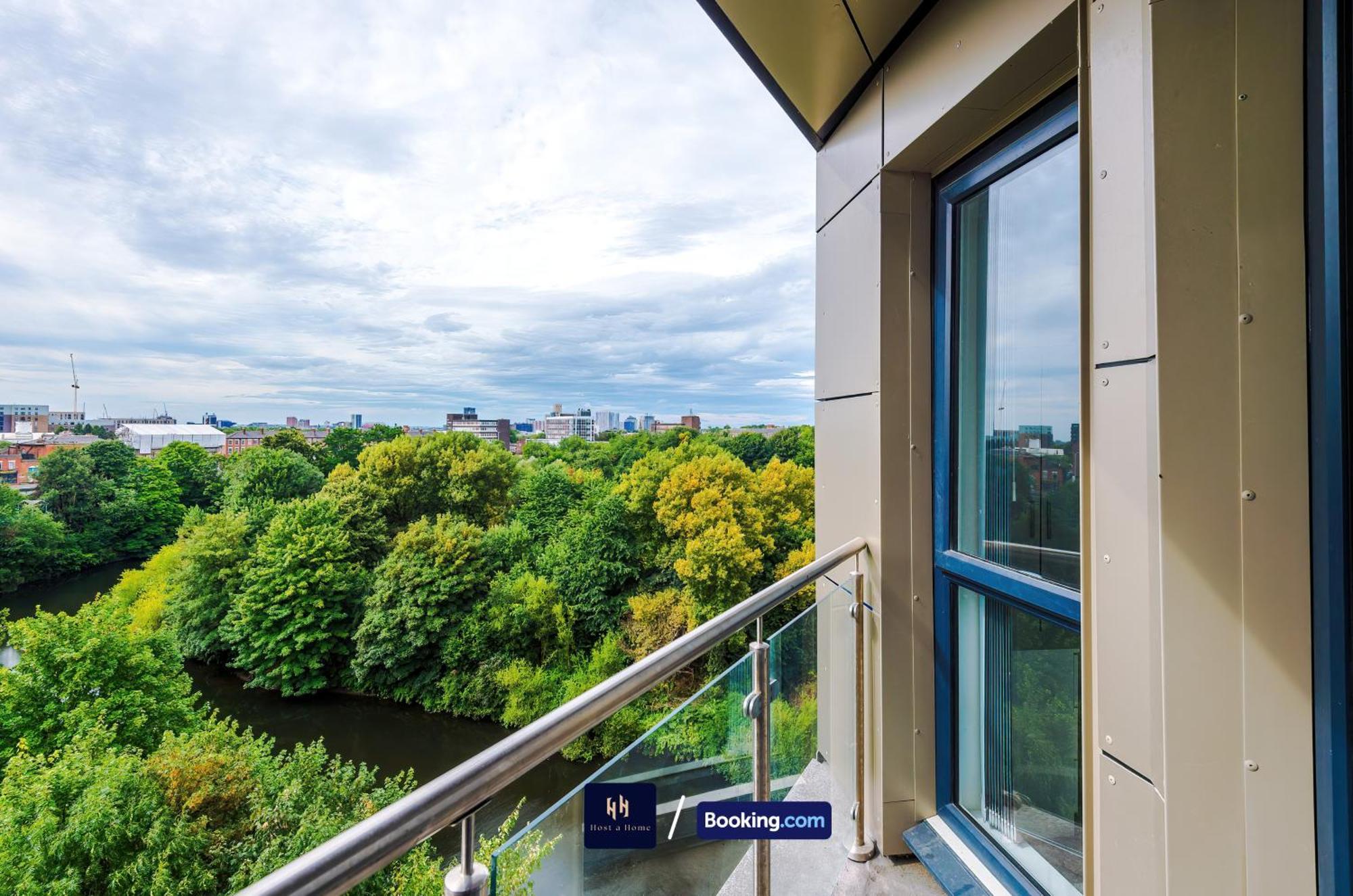 Modern 1 Bed With Balcony By Host A Apartment
