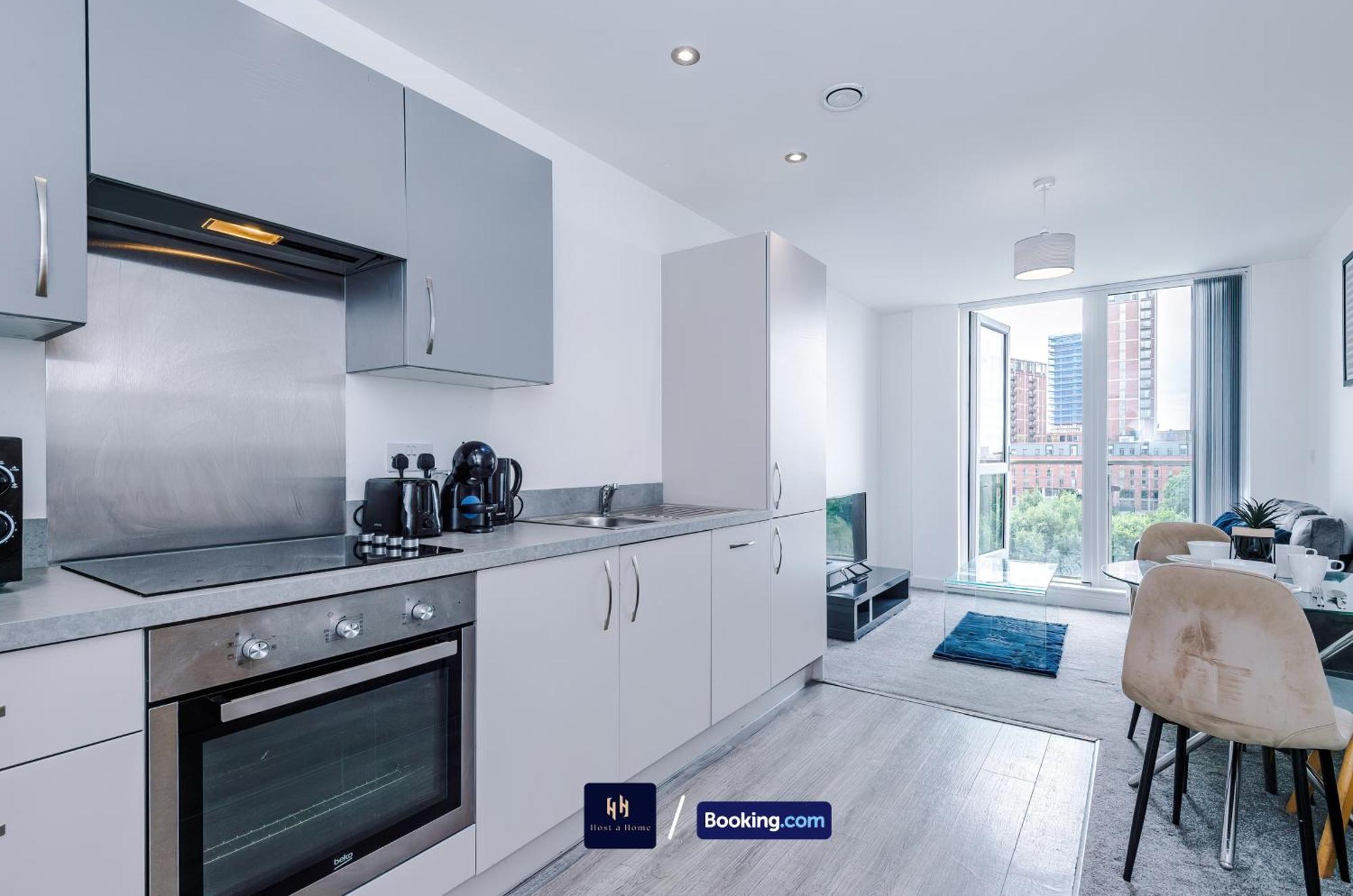 Modern 1 Bed With Balcony By Host A Manchester