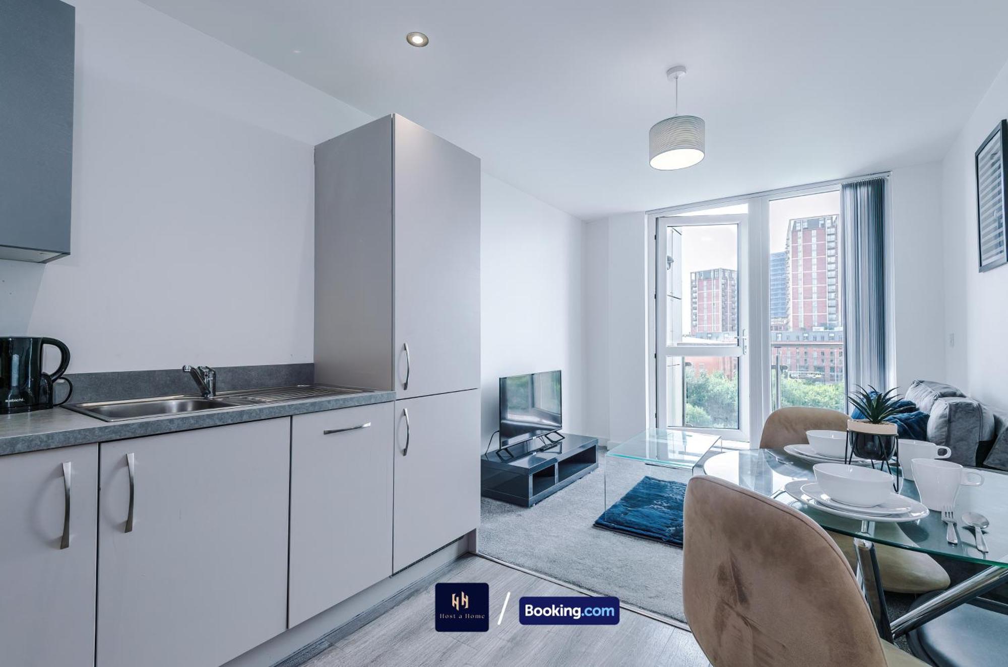 Modern 1 Bed With Balcony By Host A Manchester