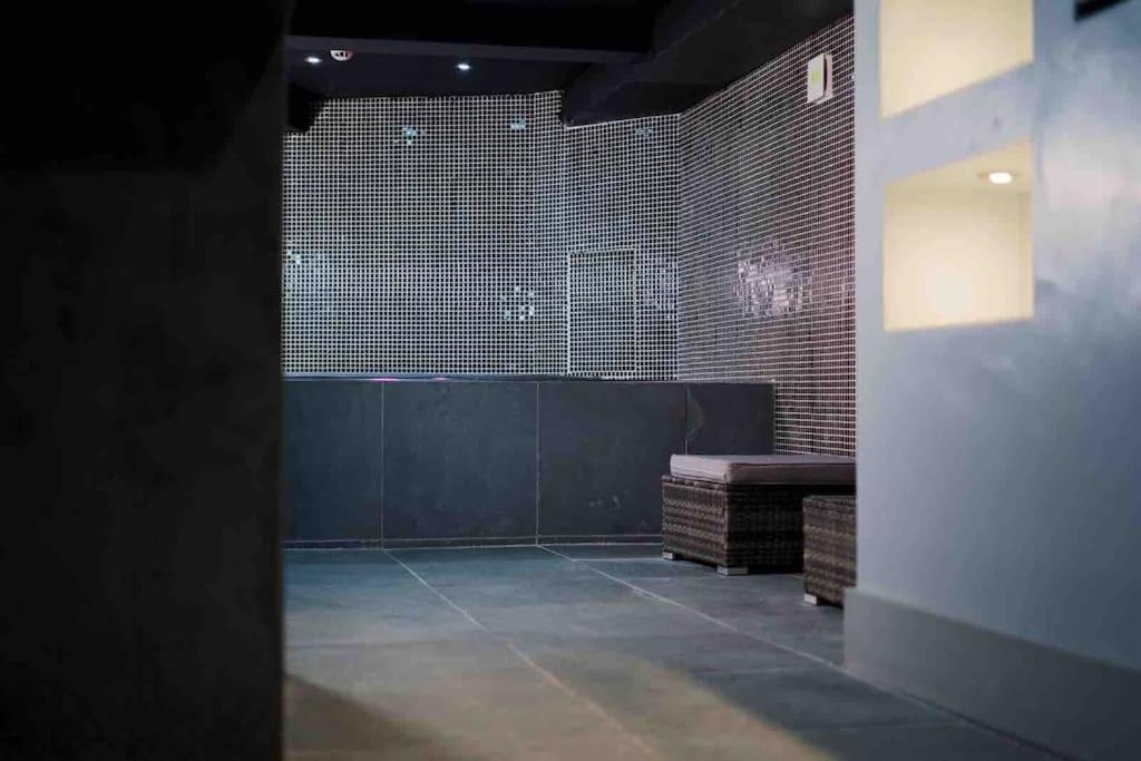 Casa Jungle Slps 20 Plp Mcr, Hot Tub, Bar, Cinema