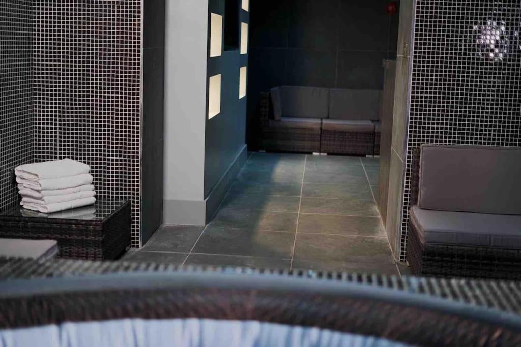 Casa Jungle Slps 20 Plp Mcr, Hot Tub, Bar, Cinema Apartment