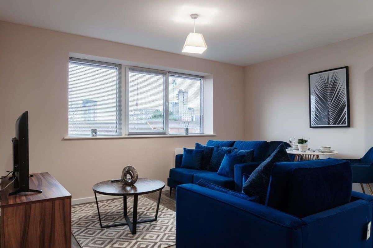 Apartment With Free Parking By Superhost Manchester