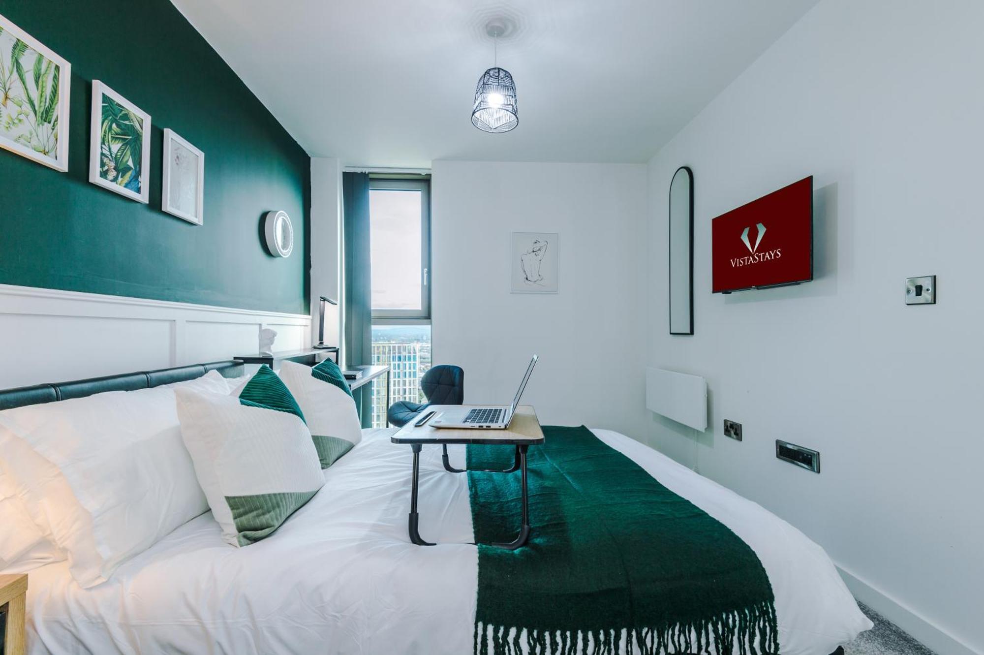 Modern 2 Bed In Centre With Pool Table *