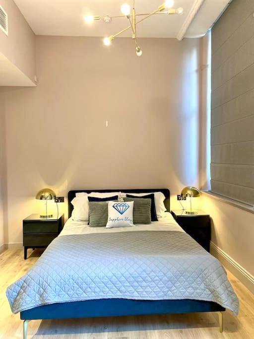 Chic City Apartment *