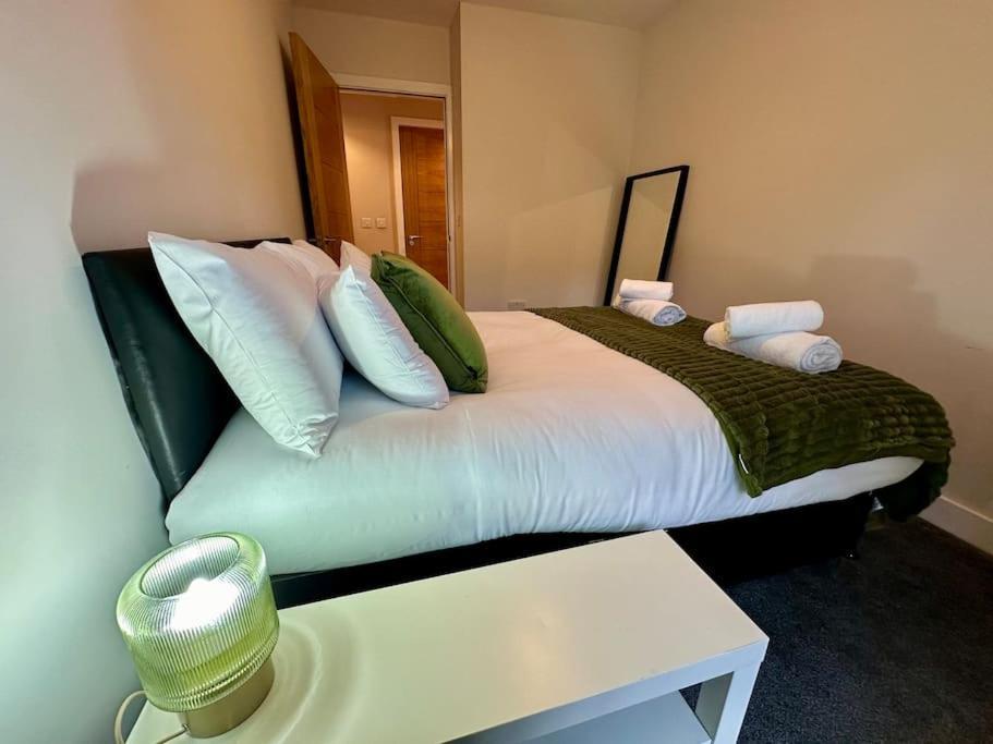2 Bed Flat Ancoats Apartment Manchester