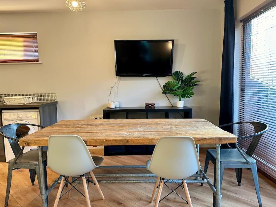 2 Bed Flat Ancoats Manchester