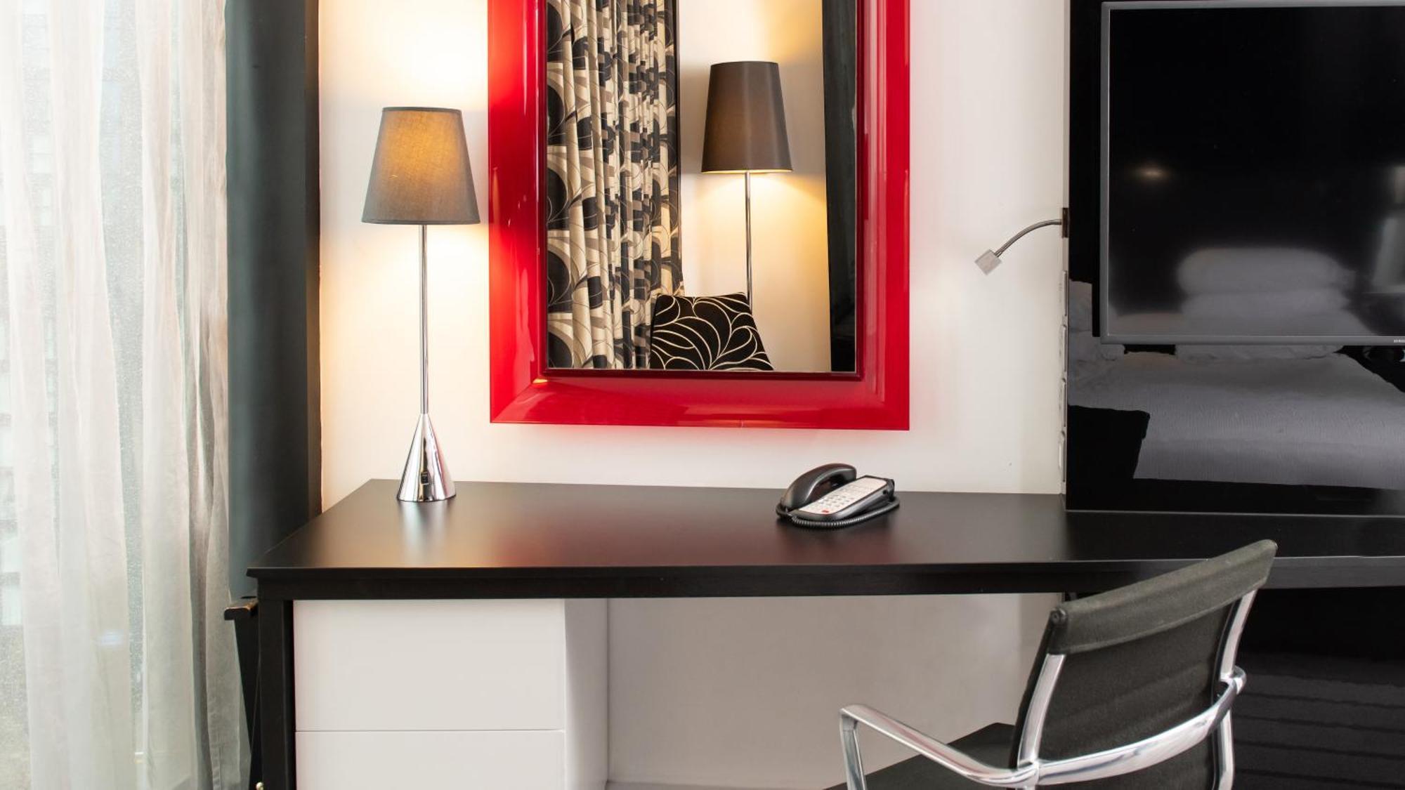 Hotel Crowne Plaza Centre By Ihg