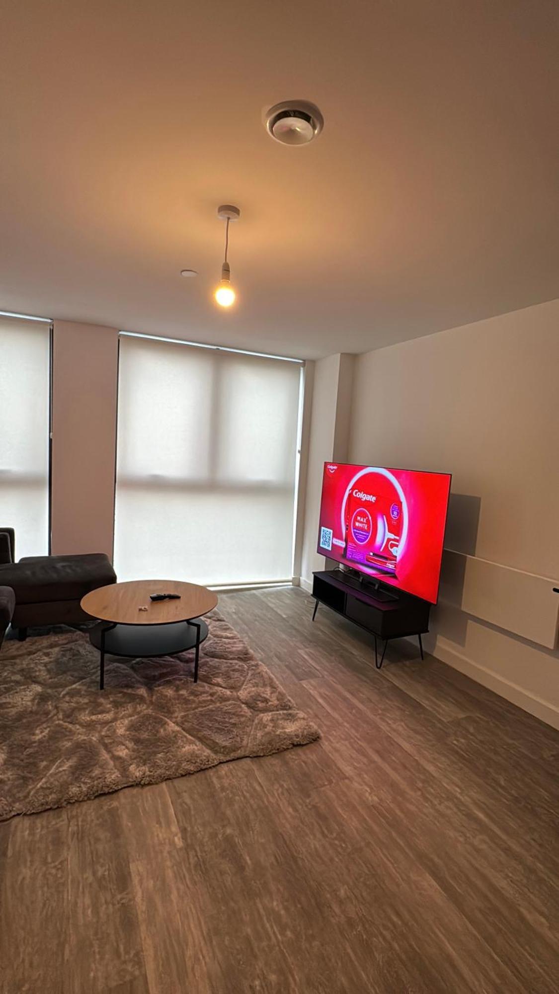 Moes Comfy Haven * Manchester