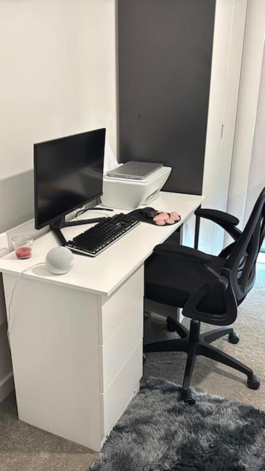 Moes Comfy Haven Apartment