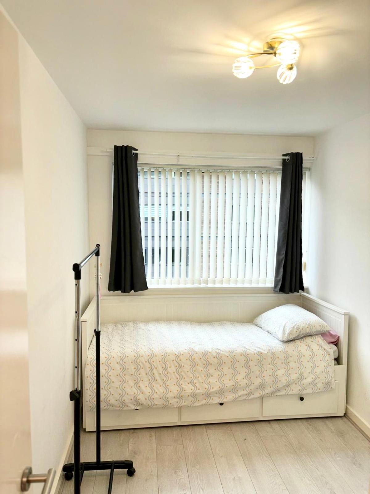 Entire 2 Bed Cosy City Centre *