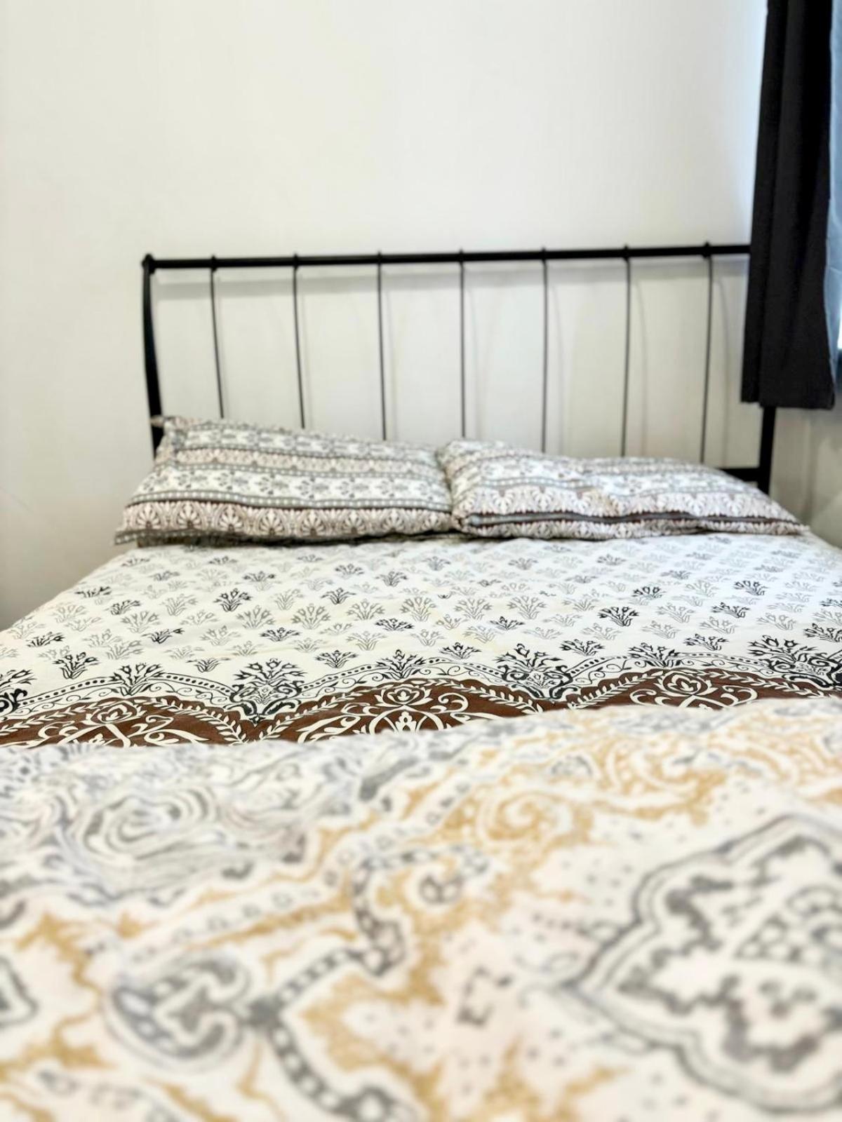 Entire 2 Bed Cosy City Centre