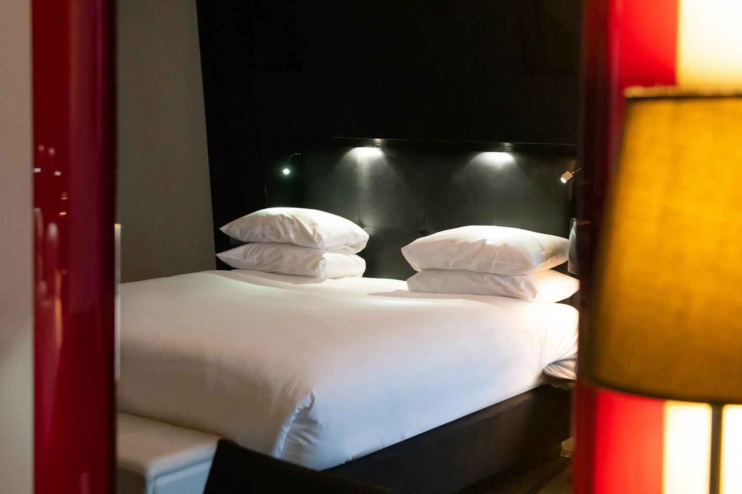 Hotel Crowne Plaza Centre By Ihg 4*