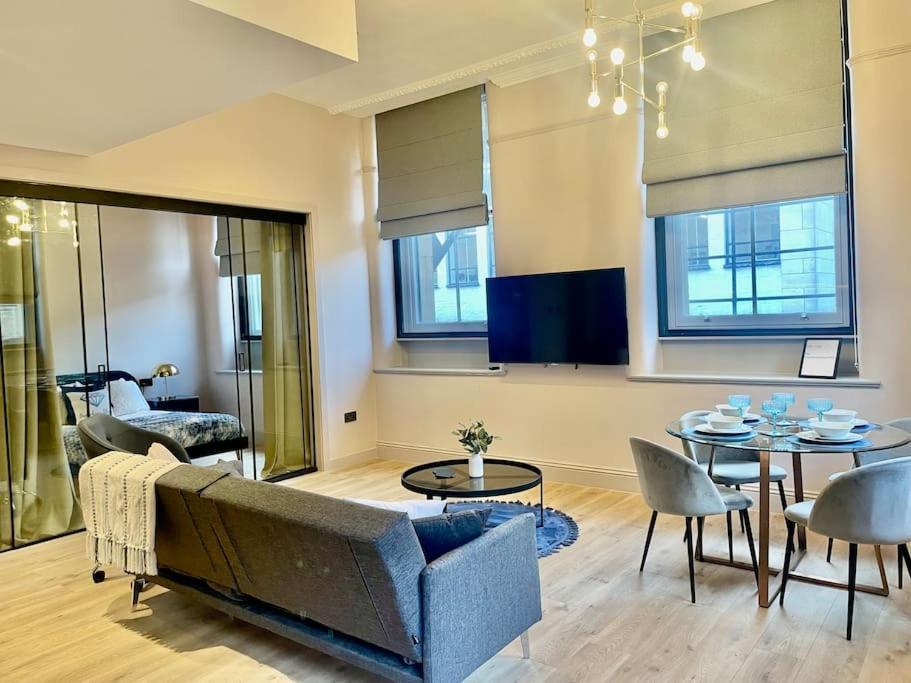 Swanky Stylish Space