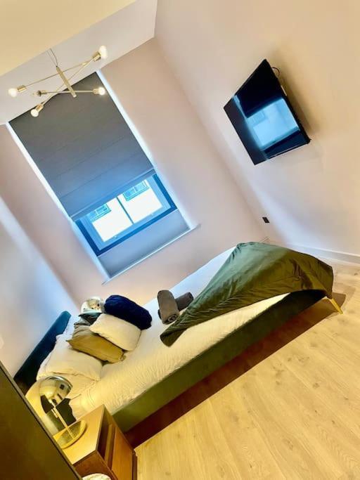 Apartment Swanky Stylish Space Manchester