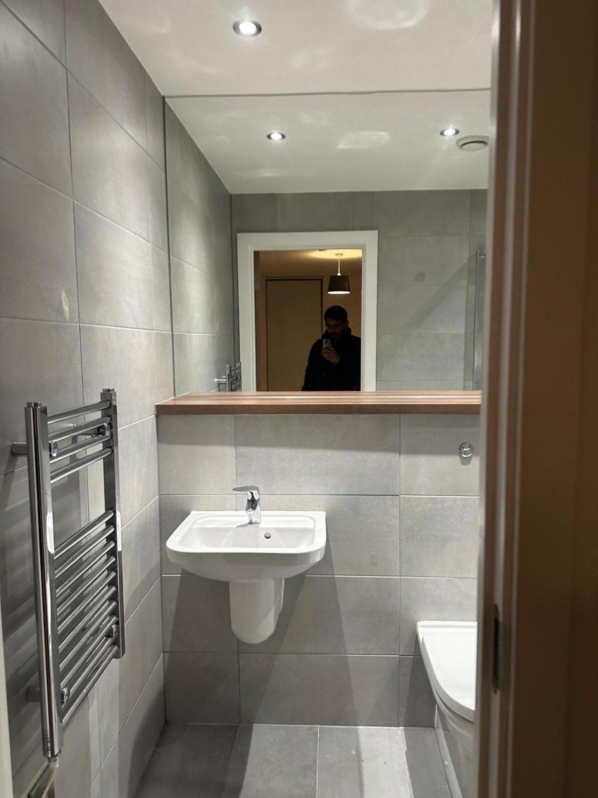 Apartment 2 Bed Spacious Flat - Canal View