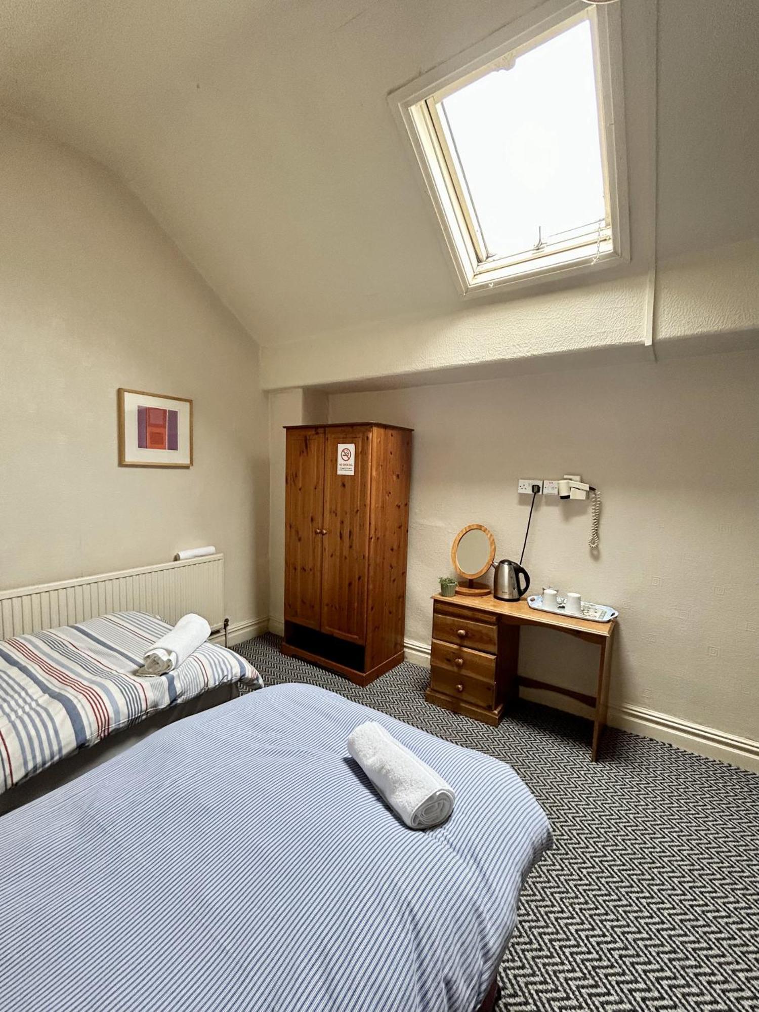 The Egerton Arms Salford Inn *
