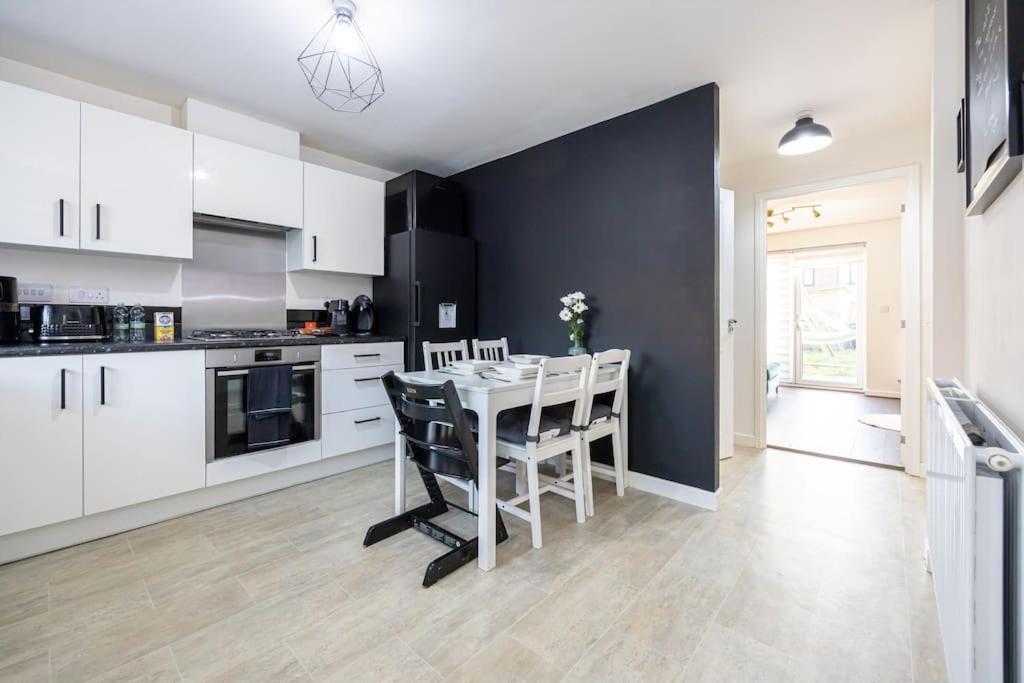 Apartment Trox - Cosy Vibes - Free Parking - Zero Fuss *