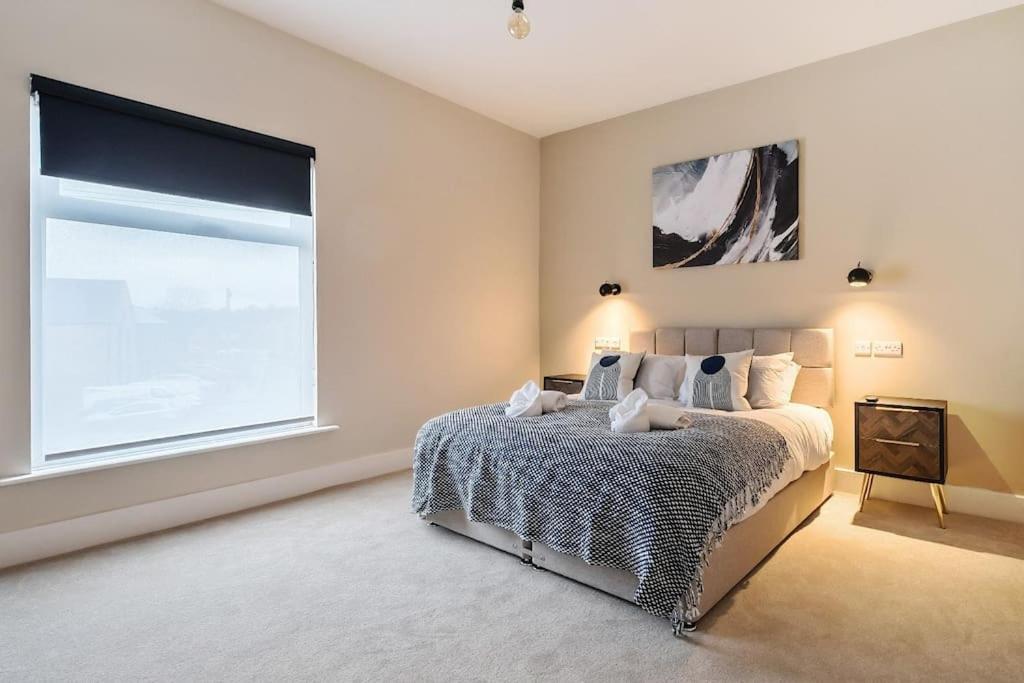 Cosy & Modern Near Coop Live, Centre & Etihad - Perfect For Leisure & Contractor Guests - Free Parking! *