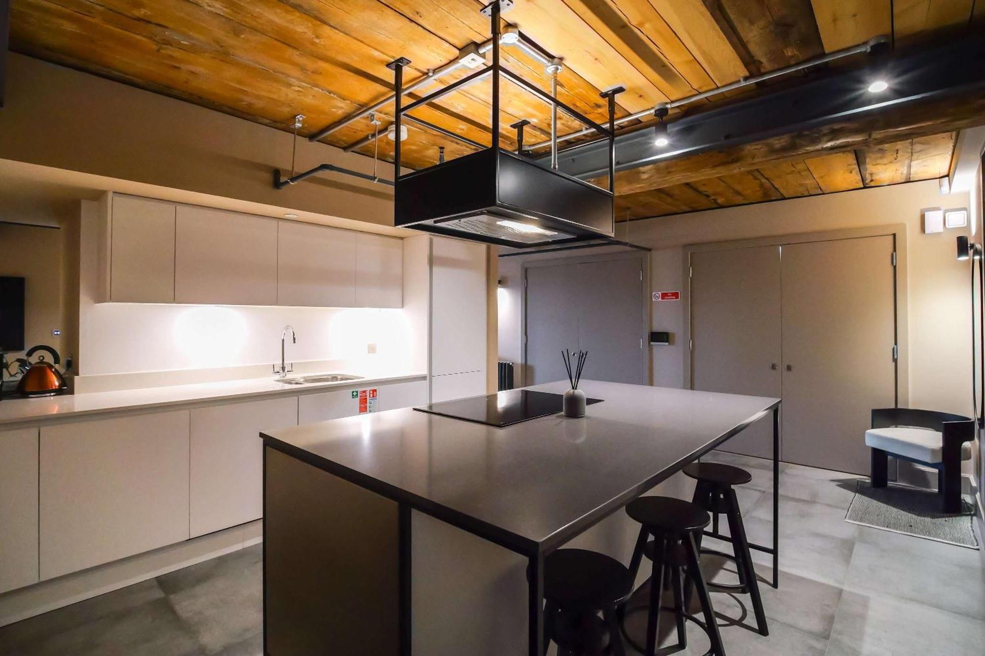 Apartment Hangar By The Heim Residences Manchester