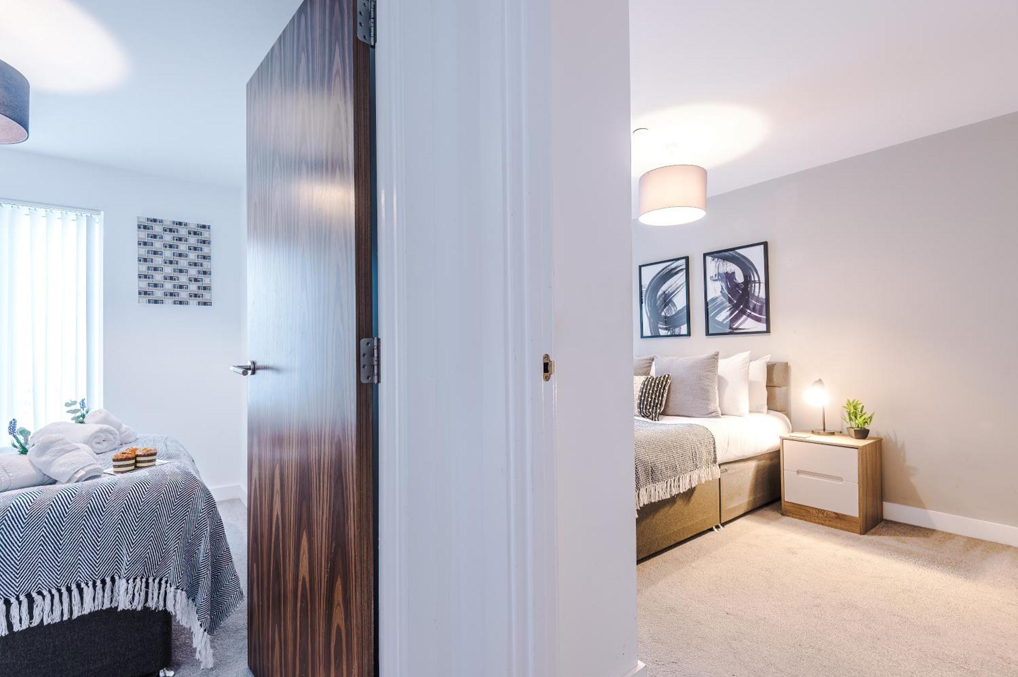 Sleek In By 53 Degrees Property, Ideal For Couples, Amazing Location!
